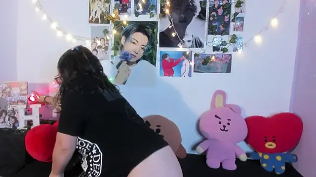 Rose Hellen online show from November 8, 2025, 5:44 am