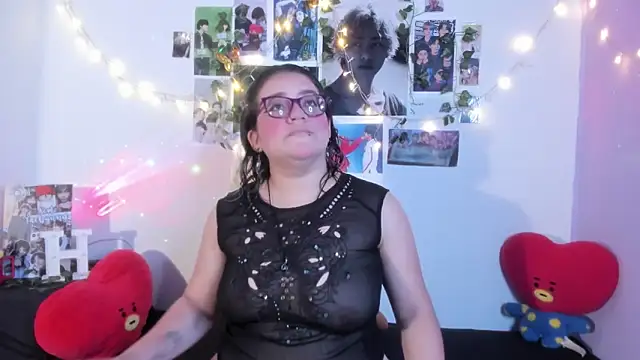 Rose Hellen online show from October 26, 2025, 4:24 am