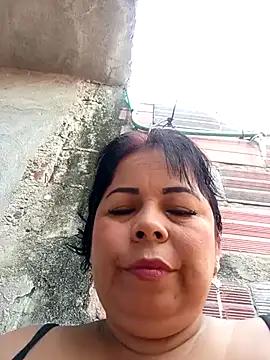 Snapshot of mother2-divorced chatting on June 13, 2026, 1:31 pm mother2-divorced online show from June 13, 2026, 1:31 pm