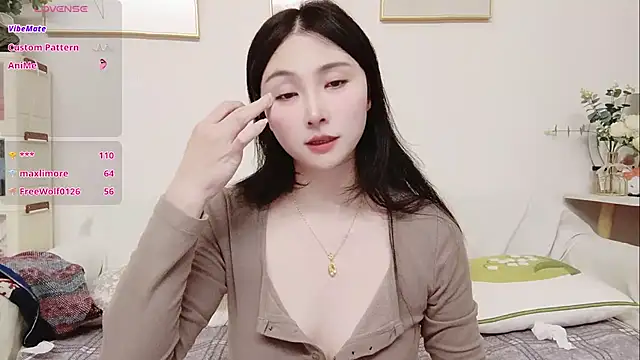 yuyan3929 online show from February 26, 2026, 12:49 pm