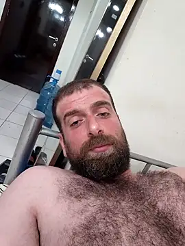 ylansoso online show from November 5, 2025, 3:26 pm