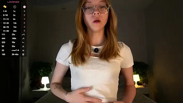 BarbaraViggiani online show from November 23, 2025, 5:12 pm