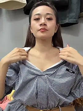 vivi-tara online show from November 17, 2025, 7:12 am