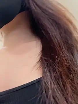 vivi-tara online show from November 9, 2025, 7:23 am