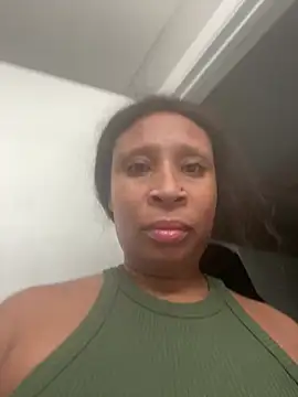 Snapshot of CreammieDelite chatting on July 1, 2026, 7:52 am CreammieDelite online show from July 1, 2026, 7:52 am