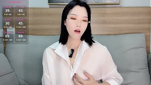 upoo7lt online show from December 18, 2025, 3:11 am