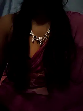 Snapshot of Ezabelljohn chatting on April 6, 2026, 9:10 am Ezabelljohn online show from April 6, 2026, 9:10 am