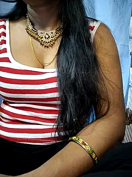 Snapshot of Ezabelljohn chatting on April 11, 2026, 4:43 pm Ezabelljohn online show from April 11, 2026, 4:43 pm