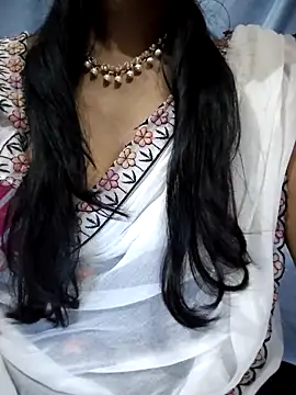 Snapshot of Ezabelljohn chatting on April 5, 2026, 8:26 pm Ezabelljohn online show from April 5, 2026, 8:26 pm