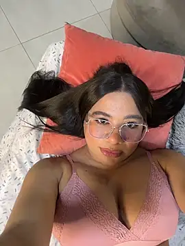 MelissaHex online show from November 28, 2025, 11:05 pm