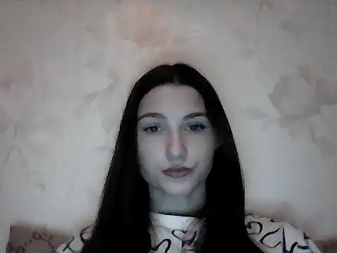 a alessia online show from November 9, 2025, 7:51 pm