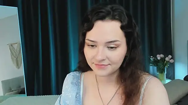 Snapshot of Camilla_Rowen chatting on June 11, 2026, 8:39 pm Camilla Rowen online show from June 11, 2026, 8:39 pm