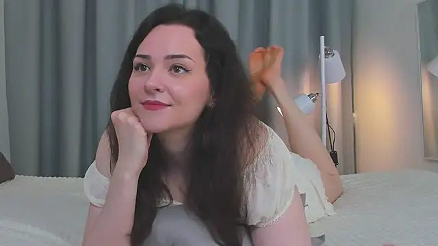Snapshot of Camilla_Rowen chatting on May 21, 2026, 9:01 pm Camilla Rowen online show from May 21, 2026, 9:01 pm