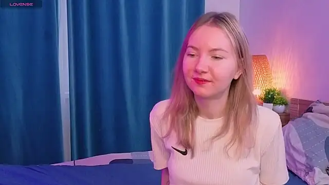 Snapshot of CathyHeximer chatting on January 19, 2026, 8:07 am CathyHeximer online show from January 19, 2026, 8:07 am