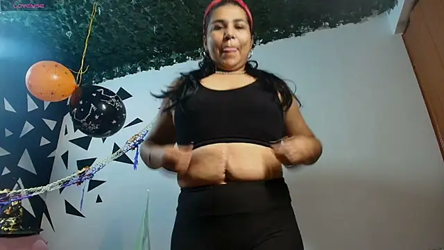 SashaCox  online show from October 29, 2025, 11:53 am