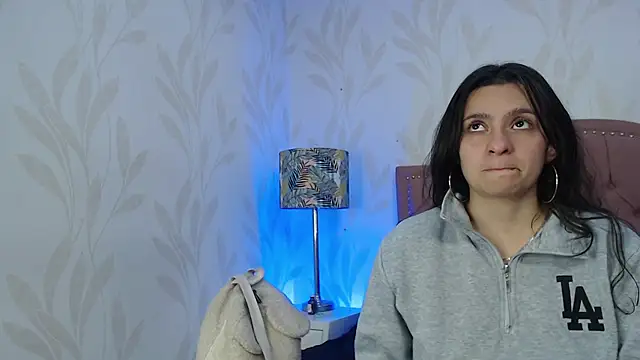 Emmy Palacios online show from January 9, 2026, 12:01 pm