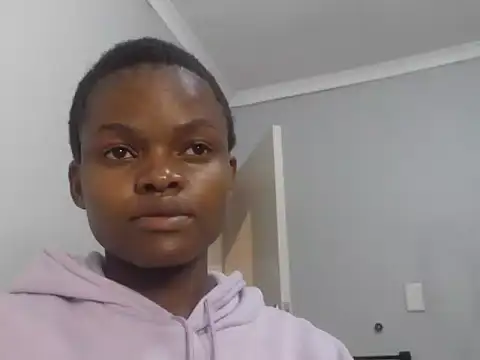 Sweet-PetiteX online show from October 24, 2025, 7:02 pm