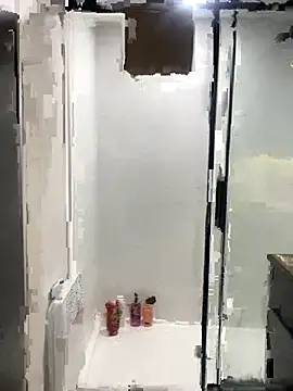 elliepixie online show from November 3, 2025, 1:37 pm