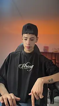 Sebastian Reed online show from March 8, 2026, 2:48 am