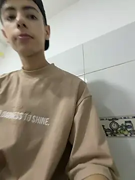 Sebastian Reed online show from February 10, 2026, 3:27 am