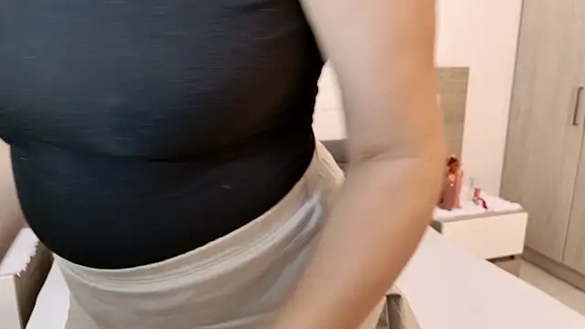 CelesteNash online show from January 8, 2026, 1:17 pm