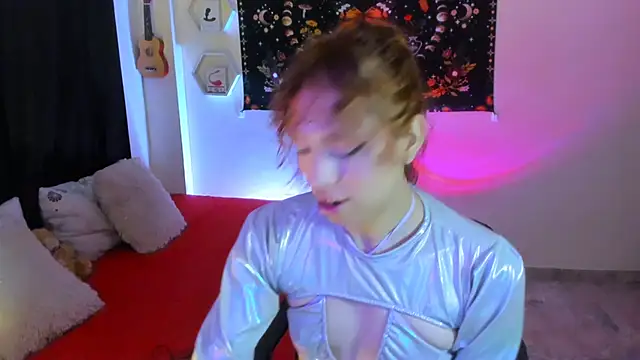 AdelineEsposito online show from November 18, 2025, 5:00 am