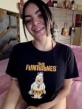 Nuvi jonhs online show from December 2, 2025, 10:33 pm