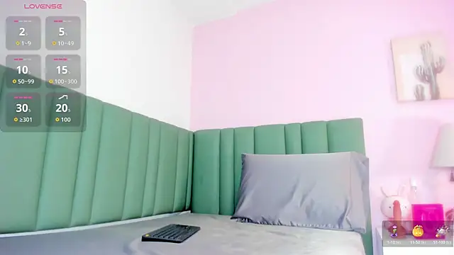 eimy mason online show from October 26, 2025, 7:47 pm