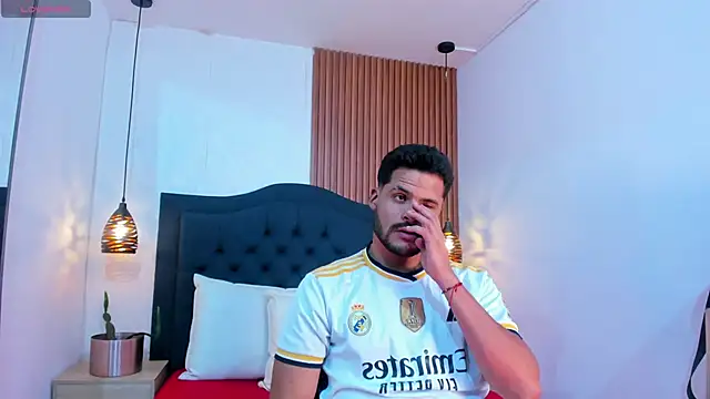 Hamilton 0 online show from October 27, 2025, 9:16 pm