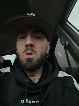 Snapshot of Jamall27 chatting on February 5, 2026, 12:12 pm Jamall27 online show from February 5, 2026, 12:12 pm