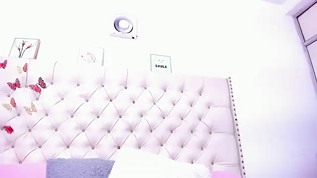 celena wonder online show from February 11, 2026, 7:25 pm