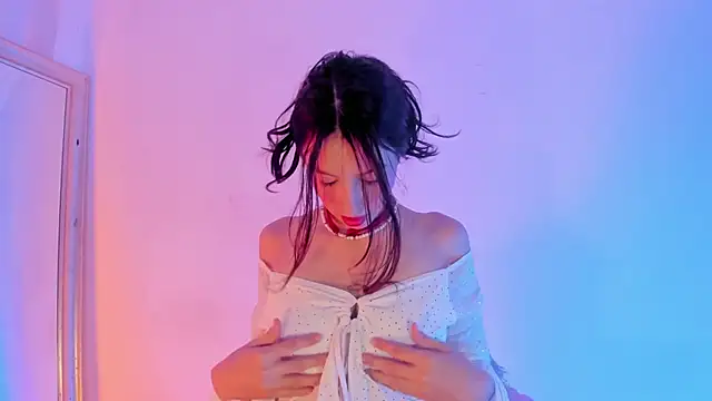 lily ross1 online show from November 20, 2025, 4:51 pm