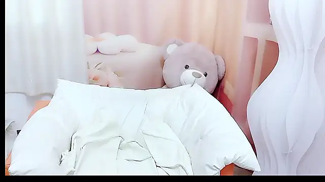 Dinan-y online show from April 18, 2026, 5:54 am