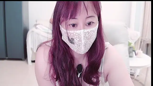 Dinan-y online show from October 31, 2025, 7:05 am