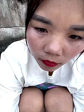 Snapshot of nachi-baby chatting on December 1, 2025, 8:15 am nachi-baby online show from December 1, 2025, 8:15 am