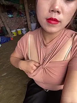 Snapshot of nachi-baby chatting on November 10, 2025, 8:19 am nachi-baby online show from November 10, 2025, 8:19 am