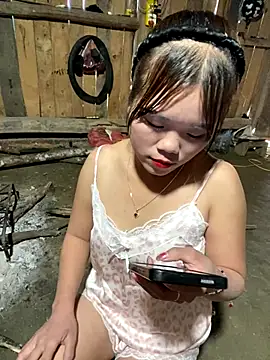 Snapshot of nachi-baby chatting on December 2, 2025, 8:38 am nachi-baby online show from December 2, 2025, 8:38 am