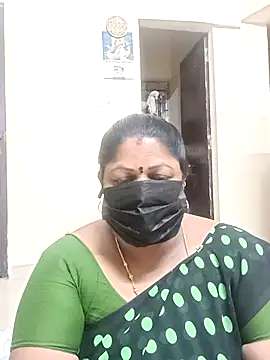 sreemamitha9 online show from November 24, 2025, 11:49 pm