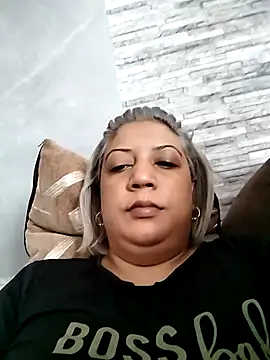 IndianLara online show from November 25, 2025, 4:35 am