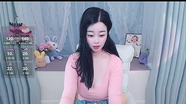 Snapshot of Xiaodie-baby chatting on May 7, 2026, 2:49 am Xiaodie-baby online show from May 7, 2026, 2:49 am