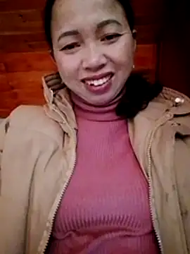 TRIEUTRIEU20 online show from December 17, 2025, 1:43 am