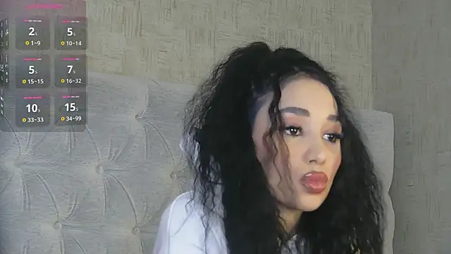 Snapshot of DemmiLove chatting on February 25, 2026, 8:08 pm DemmiLove online show from February 25, 2026, 8:08 pm