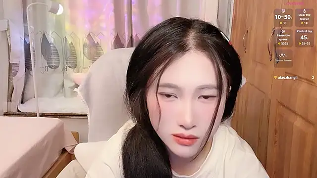 Snapshot of anna-888- chatting on October 25, 2025, 5:13 pm anna-888- online show from October 25, 2025, 5:13 pm