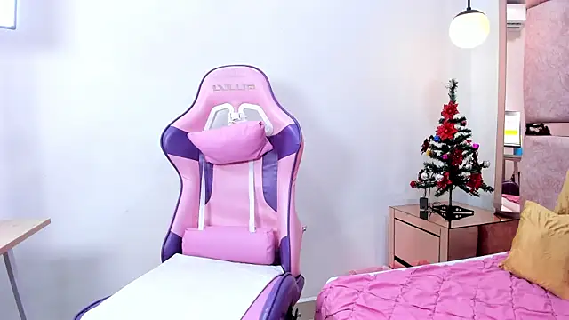 aitana monteroo online show from November 27, 2025, 11:43 am