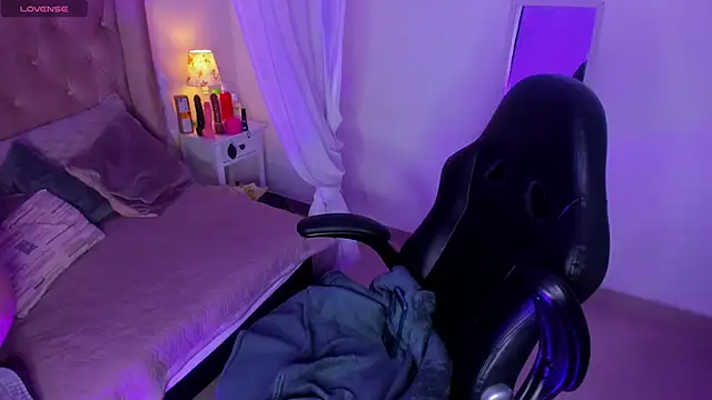 Myla mayfield online show from November 10, 2025, 11:59 am