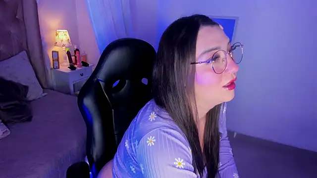 Myla mayfield online show from November 11, 2025, 11:38 am