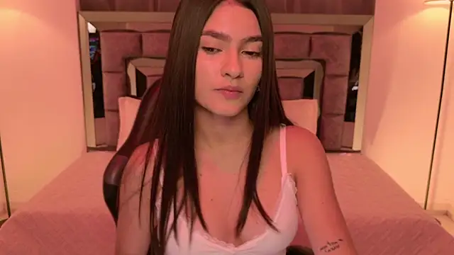 Bella Clark2 online show from December 17, 2025, 2:16 am