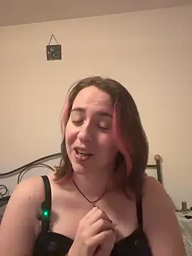 Latexaddictx  online show from October 25, 2025, 7:03 pm