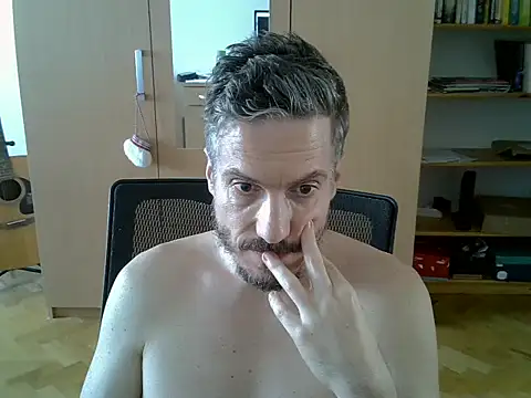 delayclose   online show from June 10, 2026, 3:02 pm