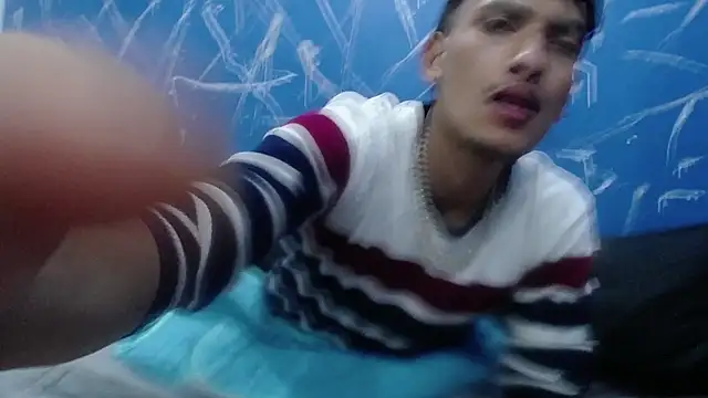 SavageLover  online show from December 4, 2025, 5:50 am